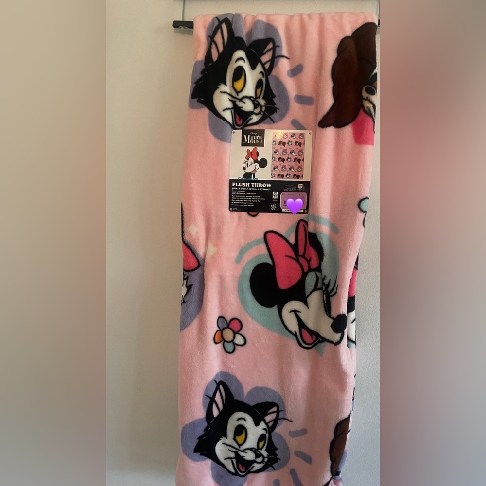 Minnie Mouse and Friends Blanket